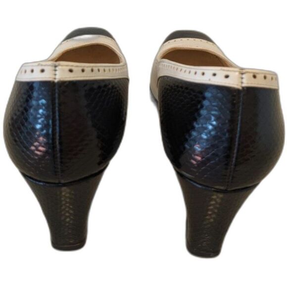 Vtg. 40s AirStep Snakeprint Spectator Cuban Heel Mid Height Pumps, Sz. 6 / 6.5 - Picture 2 of 14